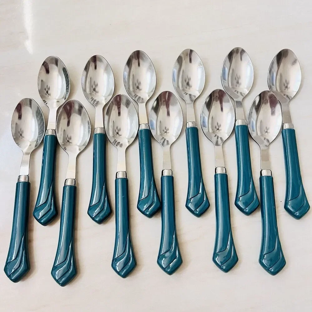 36pc Retro Green Plastic Handle Stainless Flatware Set For 12 Camping Picnic